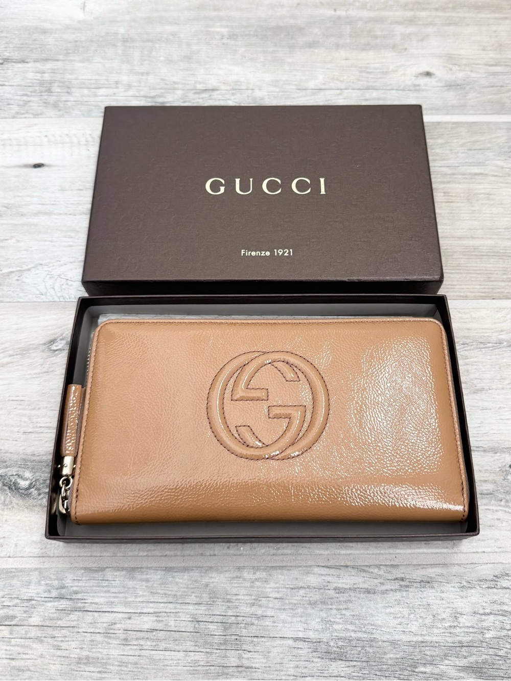 Gucci Tan Patent Leather XL Organizer Wallet